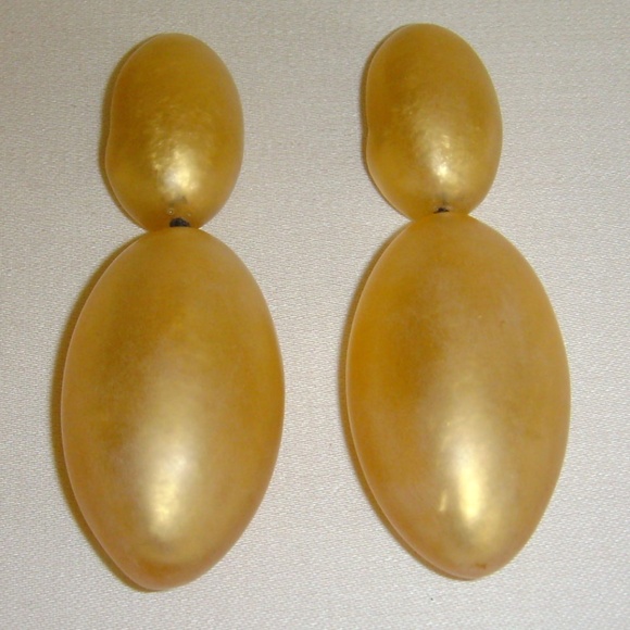 MONIES Frosted Lucite Over Gold Foil Dangle Clip-On Earrings - Picture 14 of 15